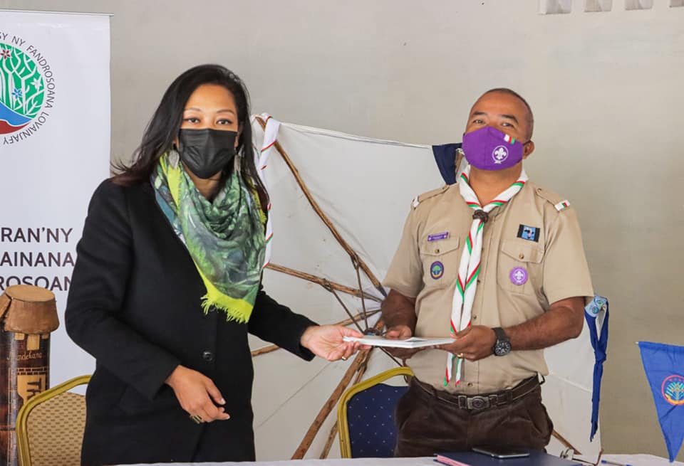 Notanterahina ny 30 jolay 2021 teny amin’ny Tranombitsika Antsahamarofoza ny fanaovana sonia ny fifanarahana fiaraha-miasan’ny Fikambanana Tily Eto Madagasikara sy ny Ministeran’ny Tontolo Iainana sy ny Fandrosoana Lovainjafy.